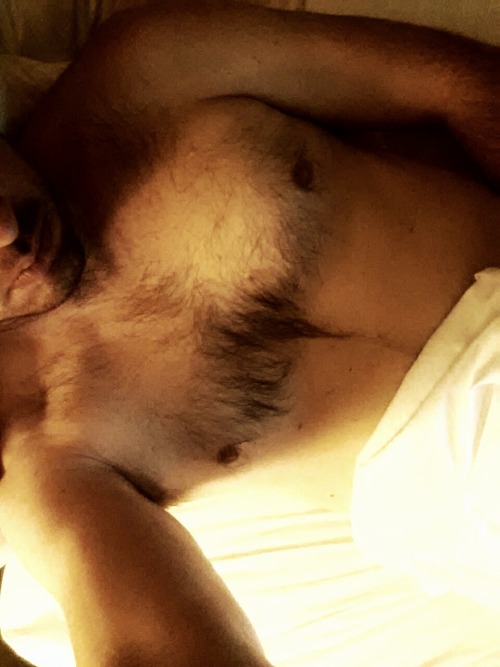 daddynhisgoodslut:  fuckinq-queen:  Can I join?  It’s a huge bed. There’s room for a party.  Peek-a-boo!! -fms