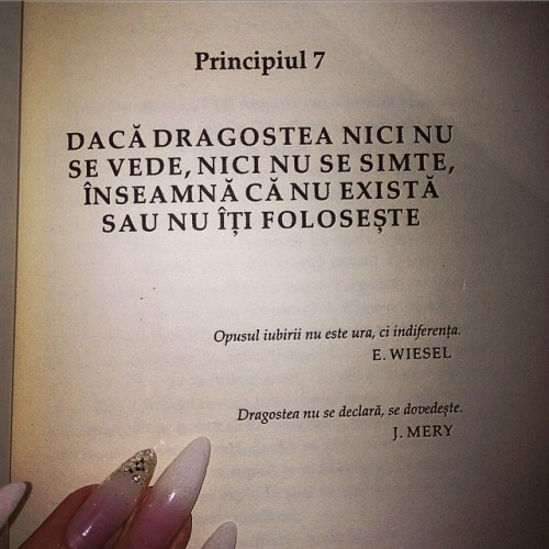 http://the-dianastratila-blog.tumblr.com/post/124442724153