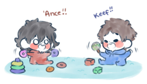 itzahann:  Baby Lance and Keith along with babysitter Pidge!! 