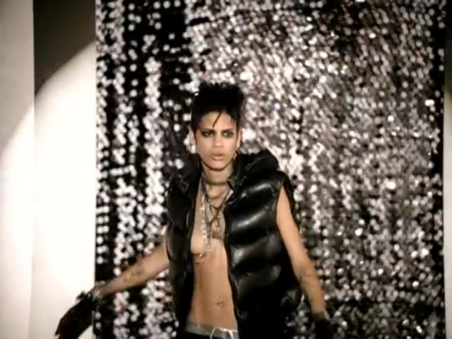 screencapstyle: Omahyra Mota in the Change Clothes Music Video