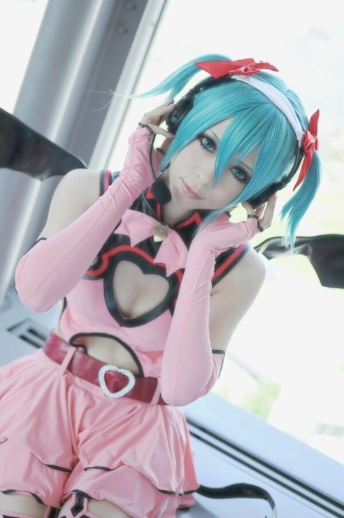 whatimightbecosplaying:  Rinto Tocchi on World CosplaySource: Rinto TocchiWhatimightbecosplaying