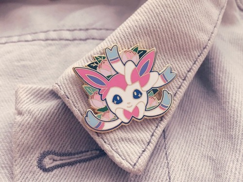 sosuperawesome:Eeveelutions PinsLily Xia Designs on EtsySee our #Etsy or #Enamel Pins tags