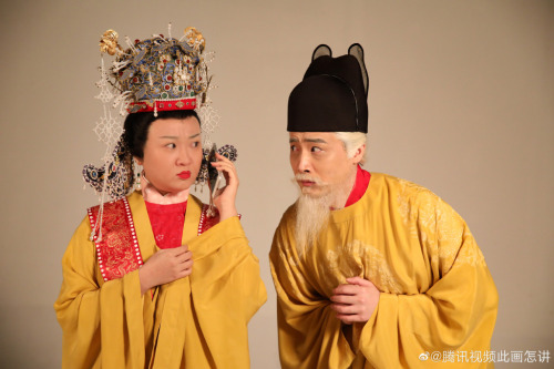 recreation of historical chinese fashion by 此画怎讲