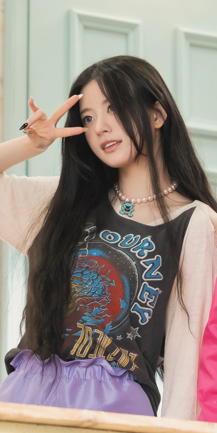 Minju Illit Lockscreens !