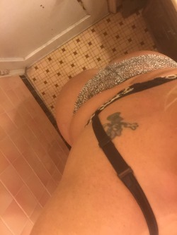 gcupcake8:  Just a little strip tease for