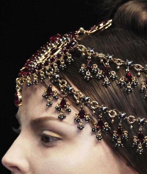 130186:  Alexander McQueen Fall 2008 