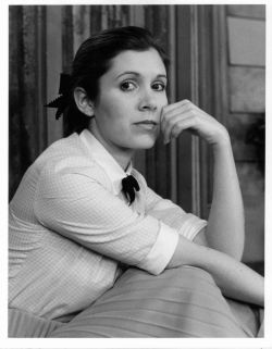 dappledwithshadow:  RIP Carrie Fisher