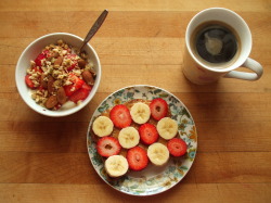 garden-of-vegan:  coconut dessert tofu with almonds, pumpkin flax granola, and strawberries, sprouted grain toast with peanut butter, banana, and strawberries, and coffee 