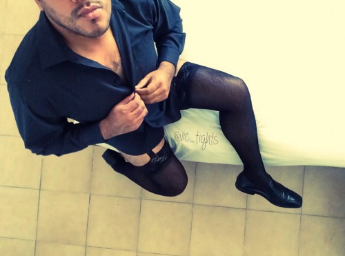 homopolis:  http://instagram.com/vic_tights http://homopolis.tumblr.com