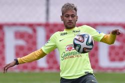 fzneymar:  [HQ] 20/06/2014 Training session in Granja Comary  Photo by Getty Images / Rafael Ribeiro (CBF)