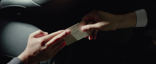 barricklovesmovies:Shots of hands in Parasite (2019), dir. Bong Joon-ho