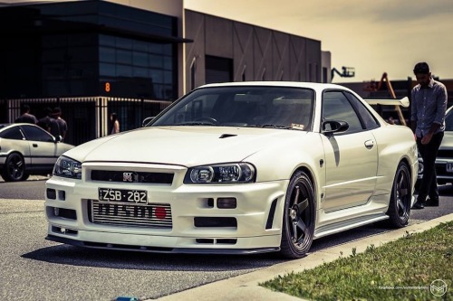 sk8erconz:  Nissan Skyline GT-R adult photos