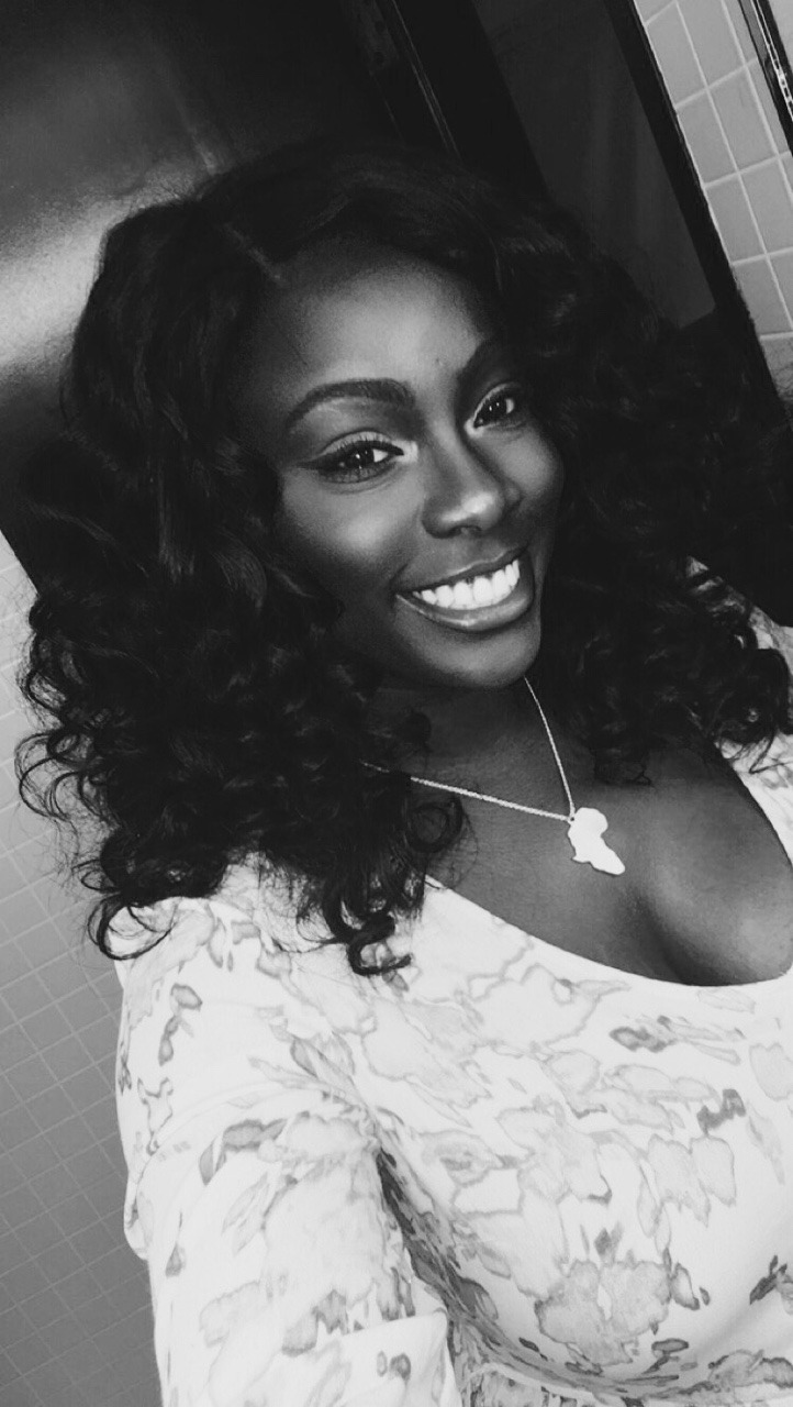 africanbeautie:  Feeling like a black Barbie today 🤗.