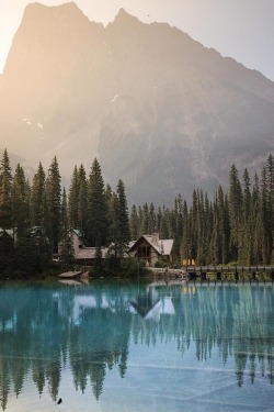 alecsgrg:  Emerald Lake | ( by Reid Valmestad ) 