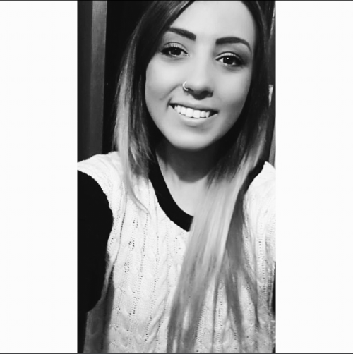 devine-miss-em:  Just a selfie 😁  Beautiful