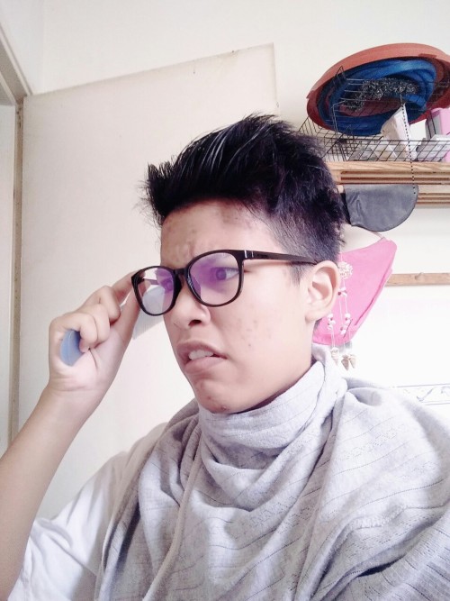 fang107:  dapper-deoxys:  no  You’re adorable.