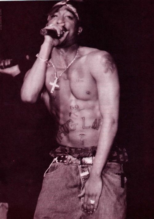 hiphopclassicks:  Pac 
