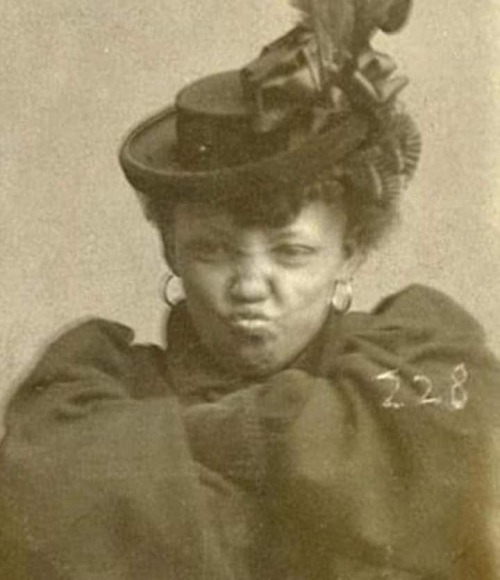 asharomi:notchainedtotrauma:  Goldie Williams, Arrested For Vagrancy &amp; Refused to Unfold Her Arms and Stop Making This Face For Her 1898 Mugshot. (Omaha, Nebraska)     Queen 