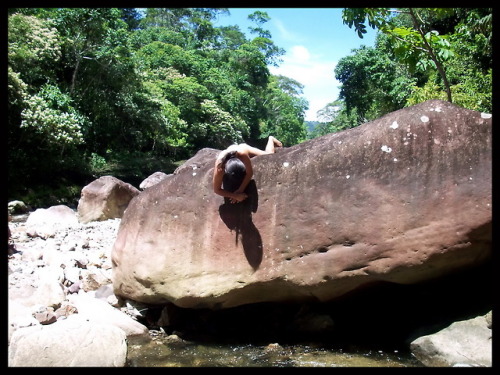 Junte-se a nós por mais naturismo sério no Brasil.www.maisnaturismo.blogspot.com.br