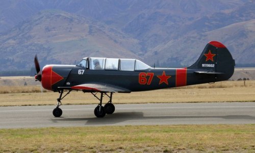 russian-air-force: YaK52