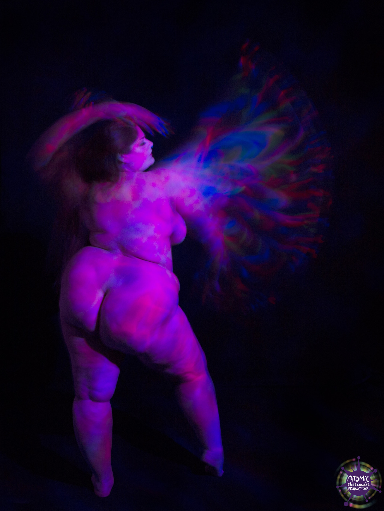 Light Paintings with Carina // 2015â€“Tumblr | Etsy | Vimeo | YouTube | Instagram