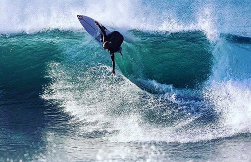 http://surfandbefree.tumblr.comKirra-Belle Olssonph. John Brumfield