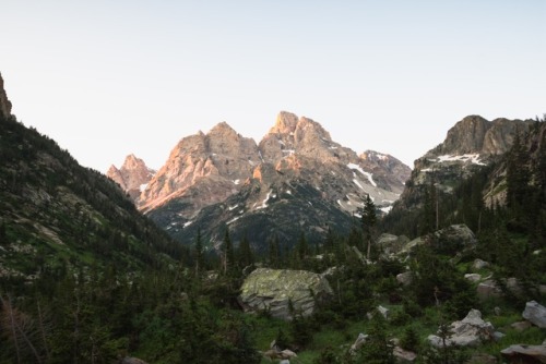 Backcountry camping in Grand Teton National Park. @zeisenhauer