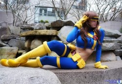 hotcosplaychicks:  Nadya Sonika Cyclops cosplay.