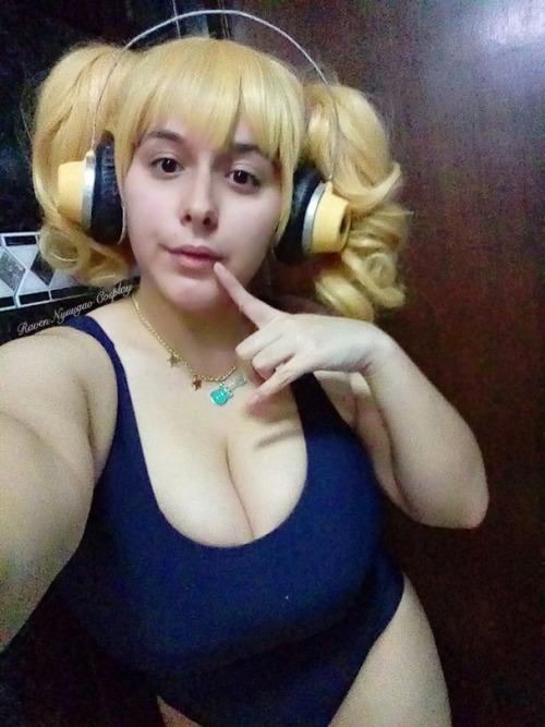 Summer!  Selfie: Super Pochaco Cosplay by Raven Nyuugao Twitter: @raven_nyuugao IG: @raven_nyuugao  