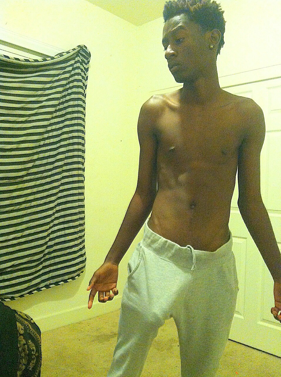black-dicks-r-us:  HORNY FOR BLACK DICK? There are over 10,000 Black Gay Videos @