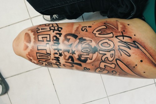 edwardspoonhands:  risarodil:  draggedin:  New ink. Right after and already swelling up. And no it’s not red ink, it’s gonna be pretty light shadowing. Nasty scar turning into comets.  Thanks for linking it to me, this is so awesome!  Woooaaaahhhhh