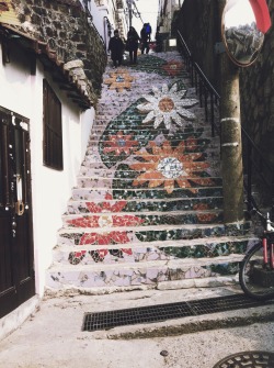 atemporanea:  empty-noraebang:  Ewha Mural