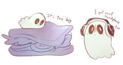 yukiblue94:  leaf-submas:    Smol Ghost (can’t) blocks the way.     Small Blooky is so CUTE.   I’m gonna die.