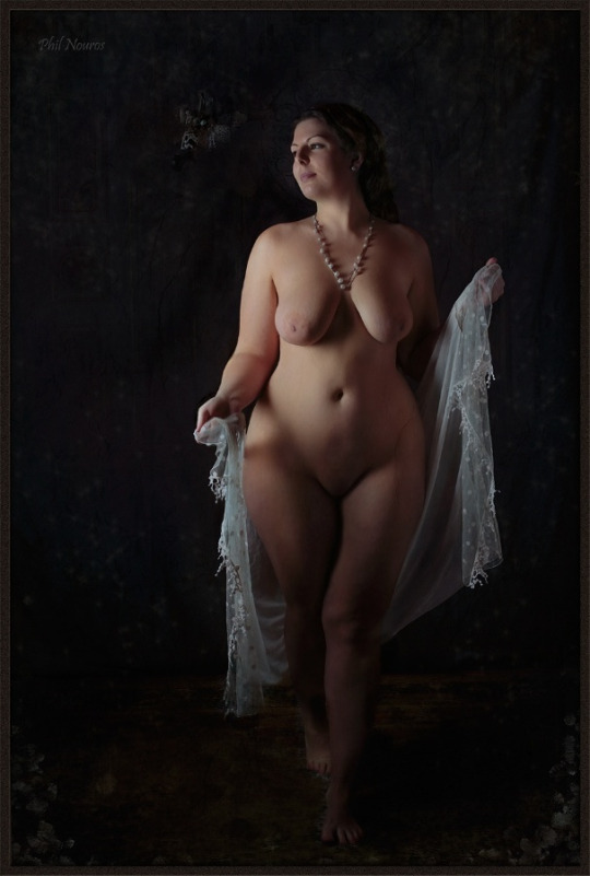 naked is art