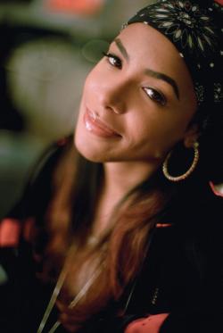 ladiesofhollywood:  Aaliyah 