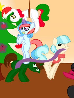 ask-the-monthly-ponies:  MERRRRRY (super belated) CHRISTMAAASS!!!  ask-aqua-marine-pony, 