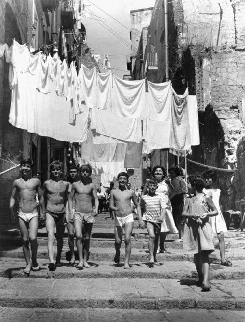 Napoli, anni &lsquo;50, foto di Mario Cattaneo