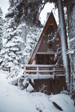 nickcarnera:  Cozy cabins 