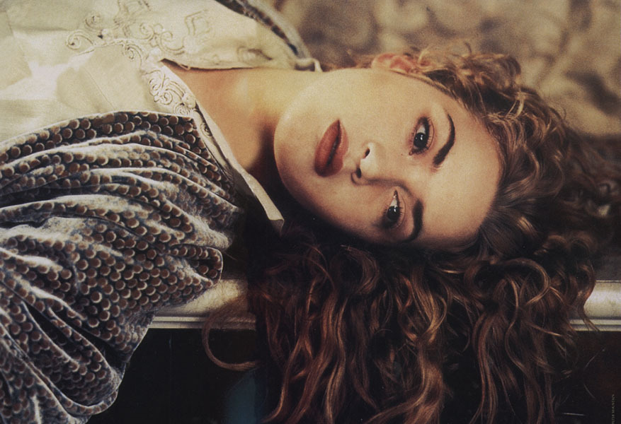 puffingirl:  Ophelia, portrayed by Kate Winslet in Hamlet (1996, dir. Kenneth Branagh)