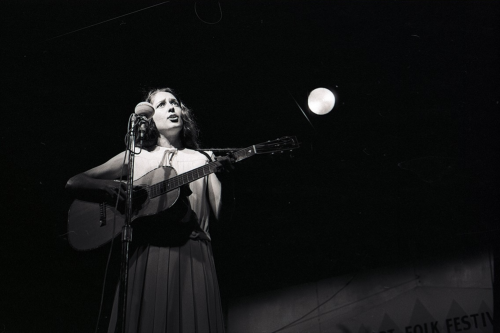 bobdylan-n-jonimitchell:Joan Baez, Newport