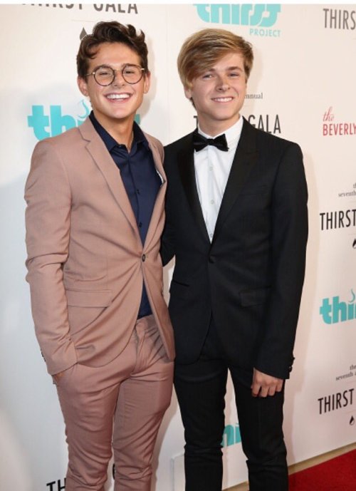 lxkekorns:@lukekorns: Thanks to @thirstproject for having me tonight. @MikeyMurphy and I know how 