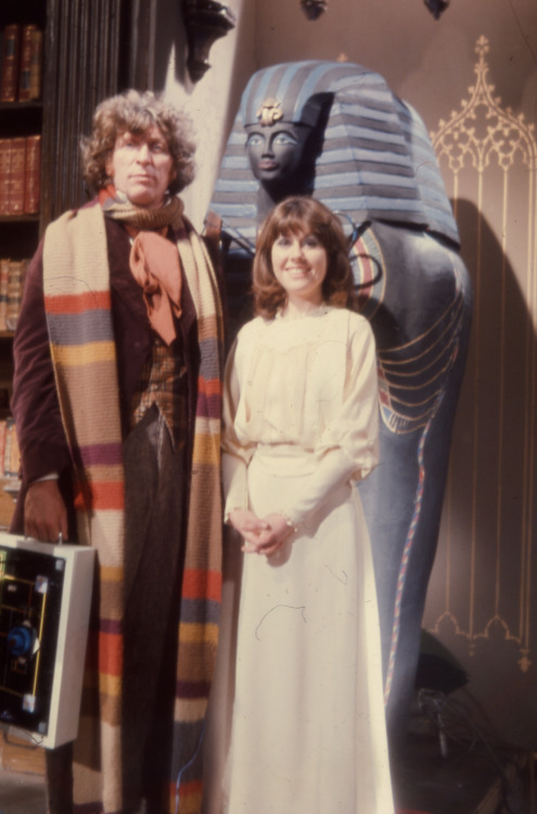 cosmicdragon:  Goodbye, My Sarah Jane. My little tribute to Elisabeth Sladen, can’t believe it’s been 2 years already. [1 February 1946 – 19 April 2011]