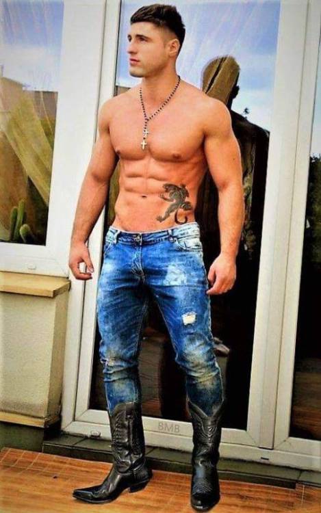 Keepin' It Redneck! Hot Redneck Dudes adult photos