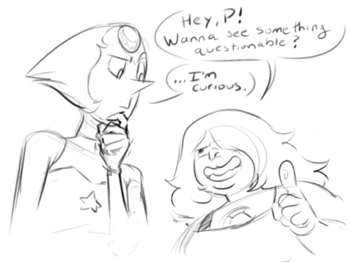 XXX thegembeaststemple:    NSFW-ish Pearlmethyst photo