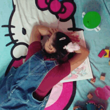 daddystinypixiefairy:  Awww, coloring must have tuckered the baby out❤