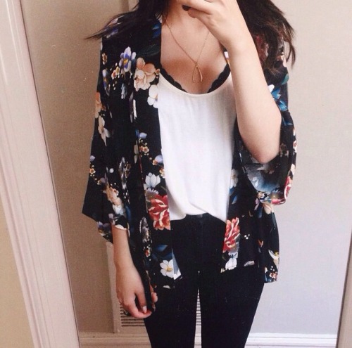 fashion-gallery:  floral kimono