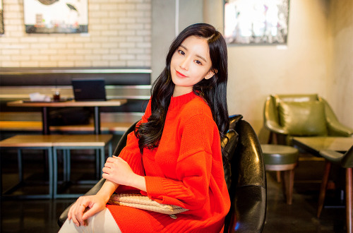 korean-dreams-girls:JungYeon - February 16, 2015 2nd Set