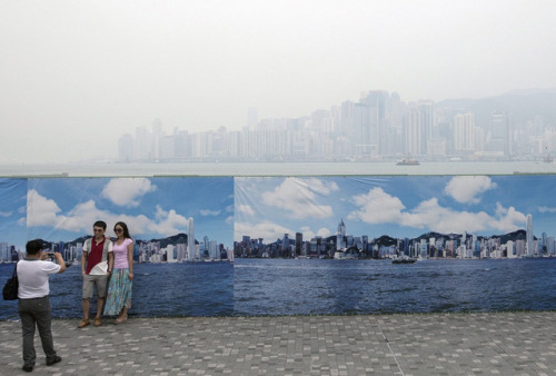 slavicinferno:Due to smog in Hong Kong