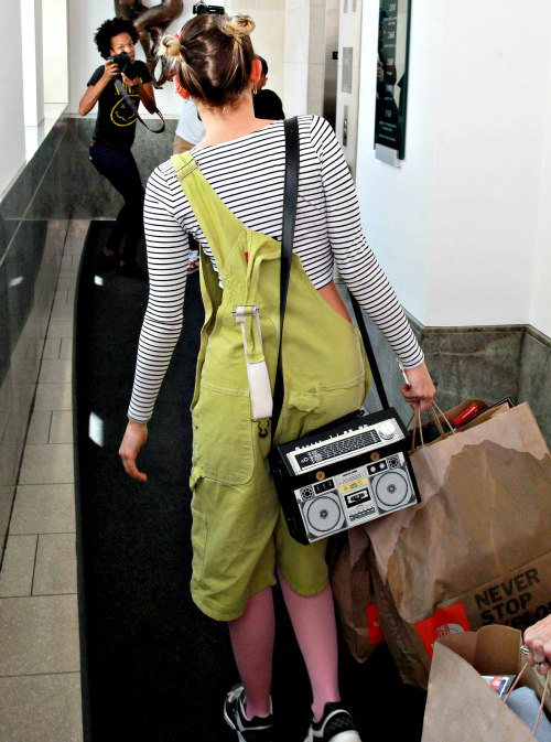 chanel-cyrus:♡