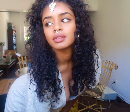blauw-bxtch:  we heart it 